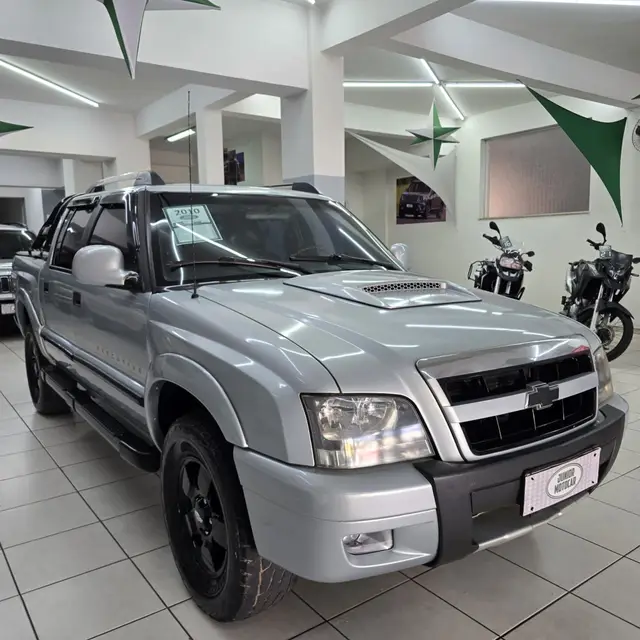Carro Chevrolet S10 Cabine Dupla 2010 S10 Executive 4x2 2.4 (Flex) (Cab Dupla)