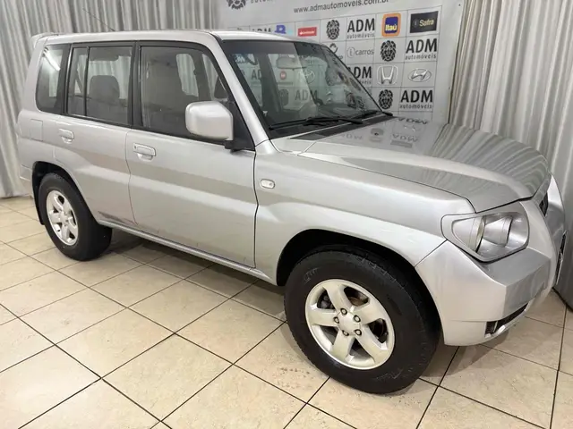 Carro Mitsubishi Pajero TR4 2007 2.0 16V