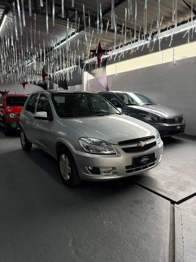 Carro Chevrolet Celta 2013 LT 1.0 (Flex)