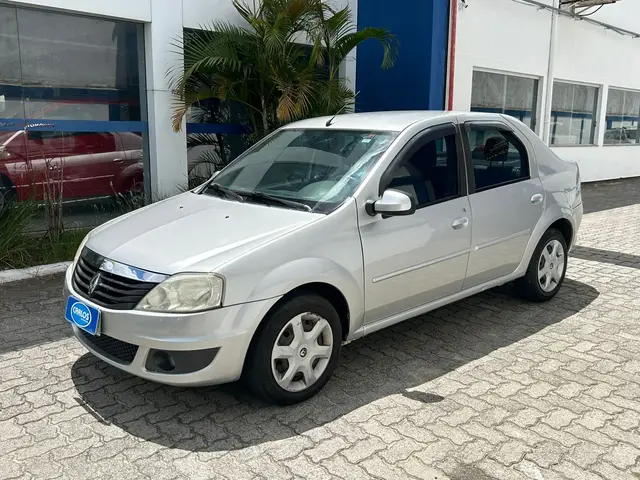 Carro Renault Logan 2013 Expression 1.6 8V Hi-Torque (flex)