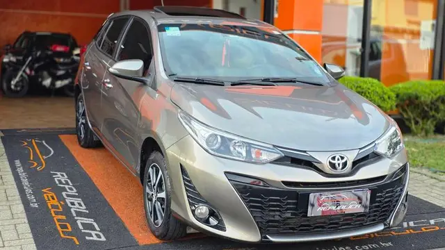 Carro Toyota Yaris 2020 1.5 XLS Connect CVT (Flex)