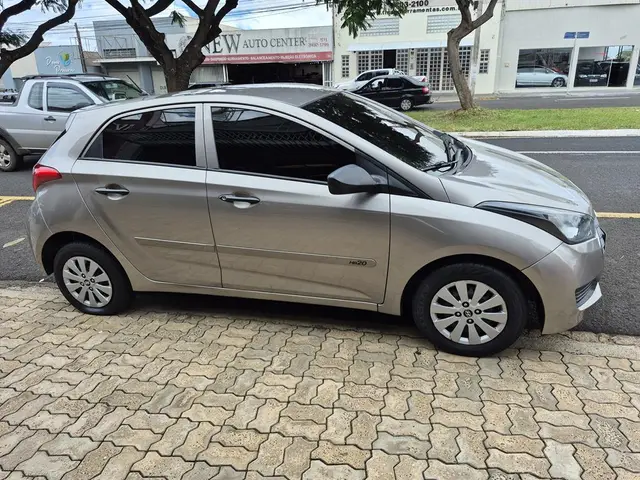 Carro Hyundai HB20 2017 1.0 Comfort (Flex)