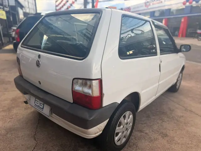 Carro Fiat Uno Mille 2012 Fire Economy 1.0 (Flex) 2p