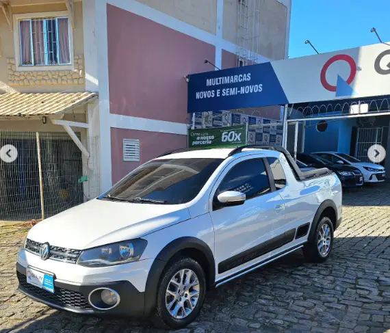 Carro Volkswagen Saveiro 2014 Cross 1.6 (Flex) (cab. estendida)
