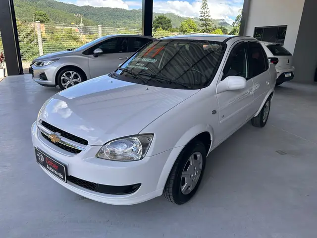 Carro Chevrolet Classic 2011 LS VHC E 1.0 (Flex)