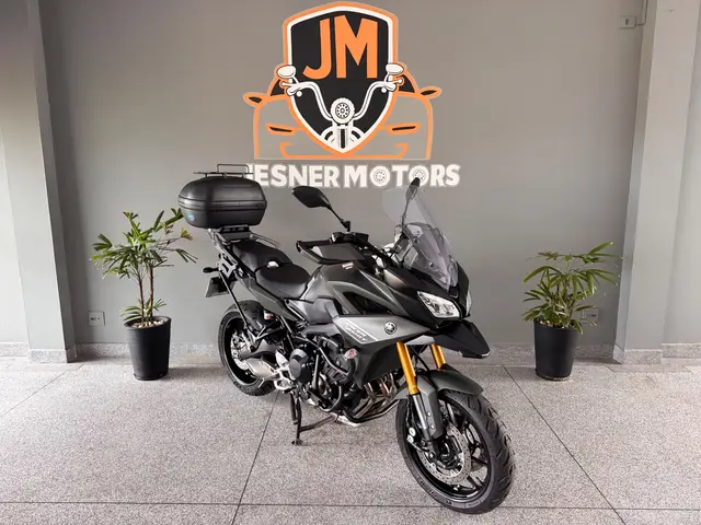 Moto Yamaha MT-09  2023 Tracer 900 GT