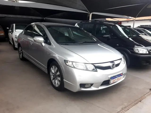 Carro Honda Civic 2010 New  LXL 1.8 16V (Couro) (Flex)