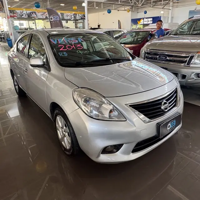 Carro Nissan Versa 2013 1.6 16V S (Flex)