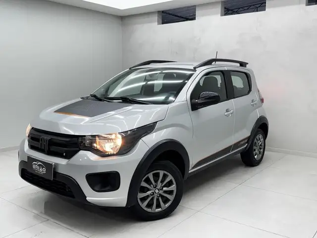 Carro Fiat Mobi 2024 Trekking 1.0