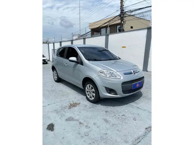 Carro Fiat Palio 2016 Attractive 1.0 Evo (Flex)