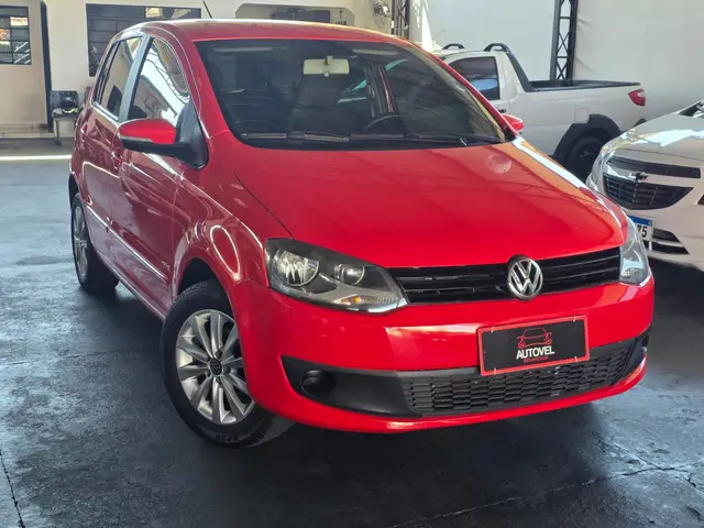 Carro Volkswagen Fox 2010 1.6 8V (Flex)