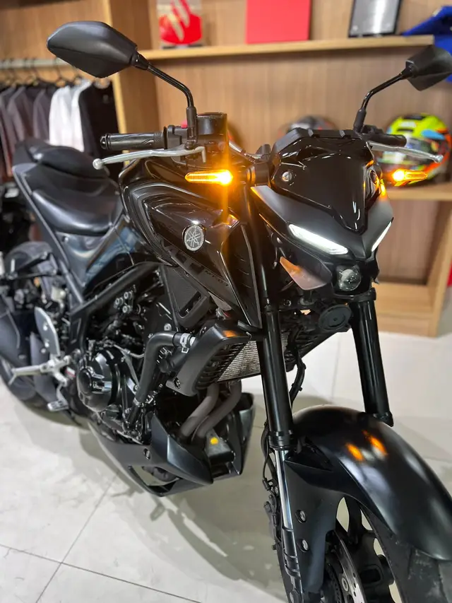 Moto Yamaha MT-03 2021 ABS