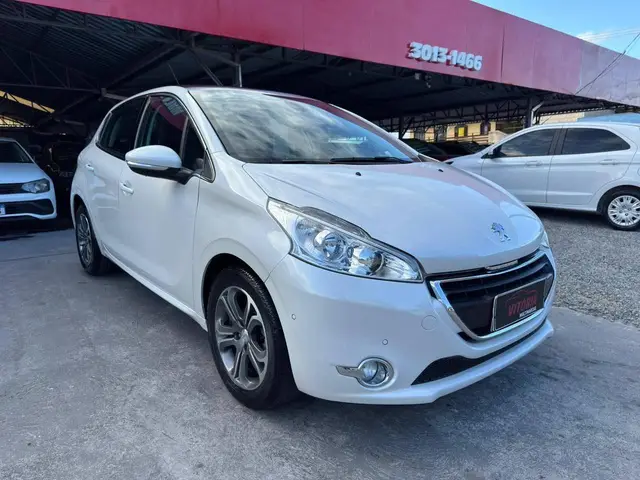Carro Peugeot 208 2016 Griffe 1.6 16V (Flex)