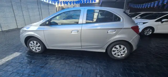 Carro Chevrolet Onix 2015 1.0 LS SPE/4