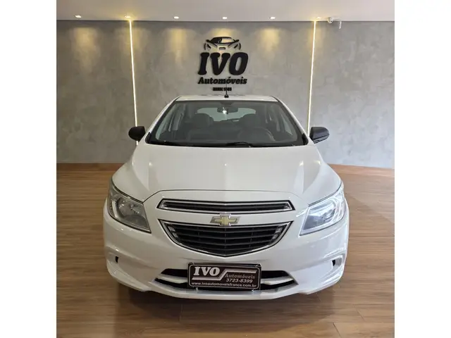 Carro Chevrolet Onix 2015 1.0 LT SPE/4