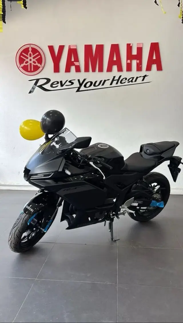 Moto Yamaha YZF R3 2026 Connected