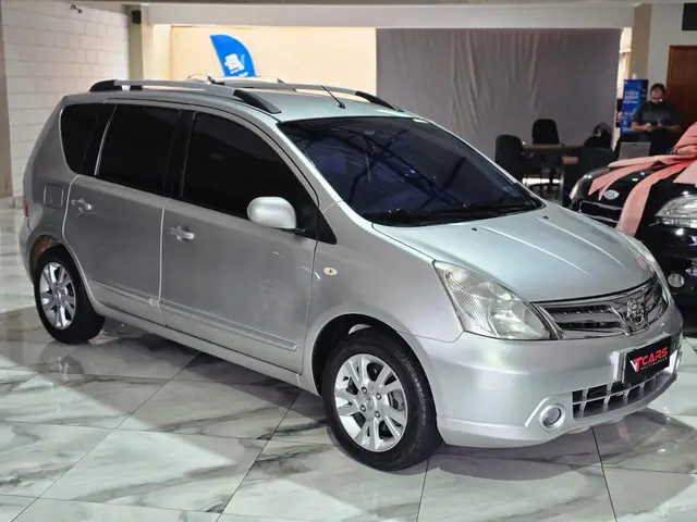 Carro Nissan Livina 2013 SL 1.8 16V (flex) (aut)