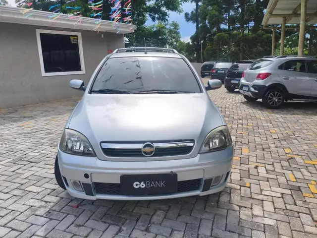Carro Chevrolet Montana 2010 Arena 1.4 (Flex)