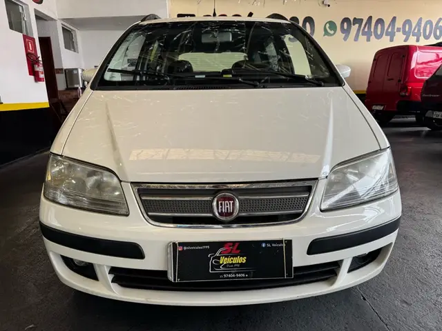 Carro Fiat Idea 2010 ELX 1.4 (Flex)