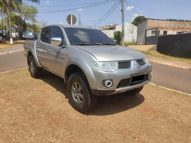 Carro Mitsubishi L200 Triton 2013 3.2 DI-D 4x4