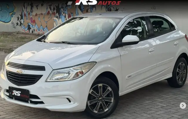 Carro Chevrolet Onix 2015 1.0 LS SPE/4