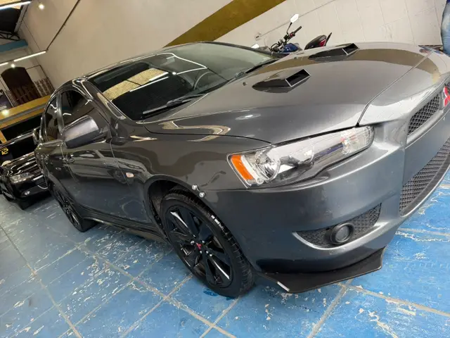 Carro Mitsubishi Lancer 2017 2.0 16V