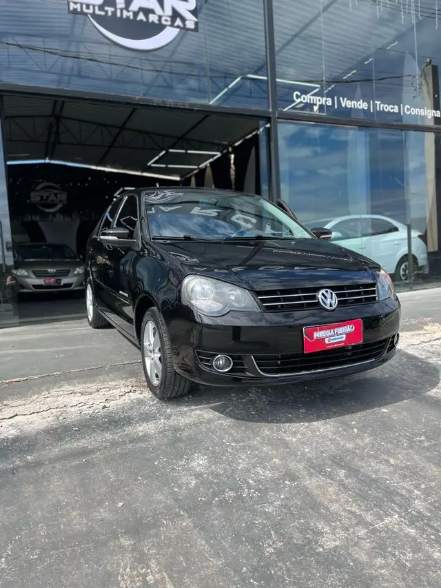 Carro Volkswagen Polo Sedan 2014 Comfortline 1.6 8V (Flex)