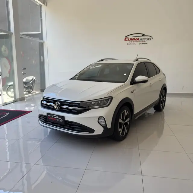 Carro Volkswagen Nivus 2024 Highline 200 TSI