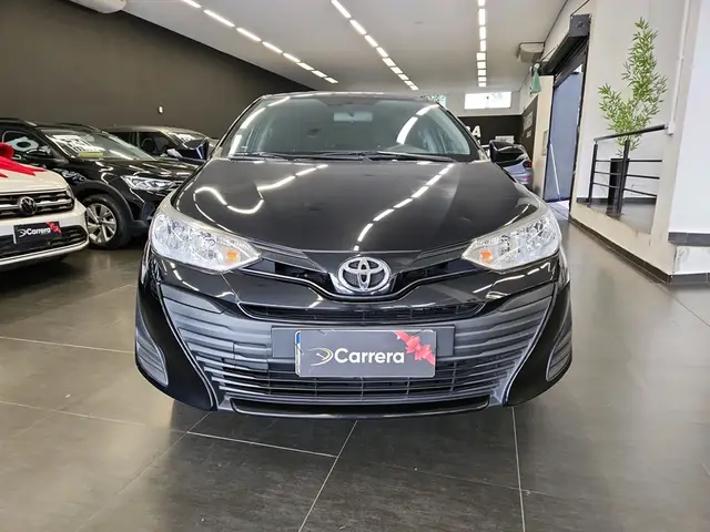 Carro Toyota Yaris Sedan 2022 1.5 XL Plus Connect CVT (Flex)
