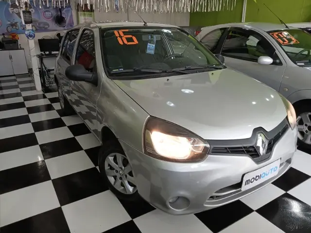 Carro Renault Clio 2016 Expression 1.0 16V (Flex)