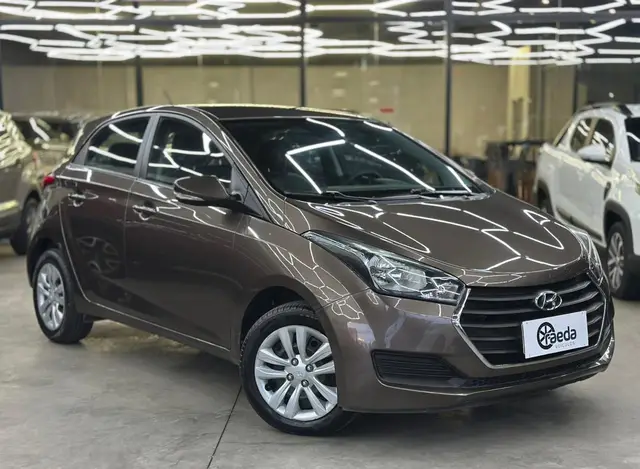 Carro Hyundai HB20 2017 1.6 Comfort Plus (Flex)