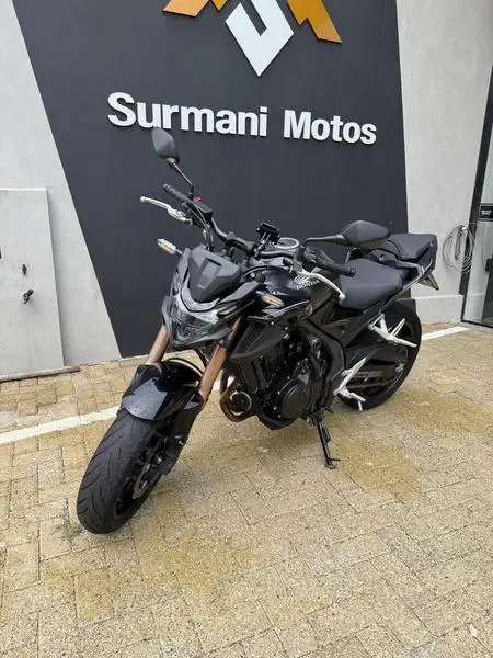 Moto Honda CB 500F 2023 (ABS)