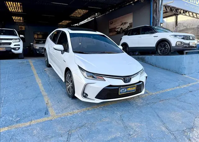 Carro Toyota Corolla 2023 Altis Hybrid Premium 1.8 Flex