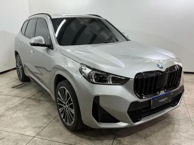 Carro BMW X1 2024 sDrive20i M Sport 2.0 Turbo (Aut.)