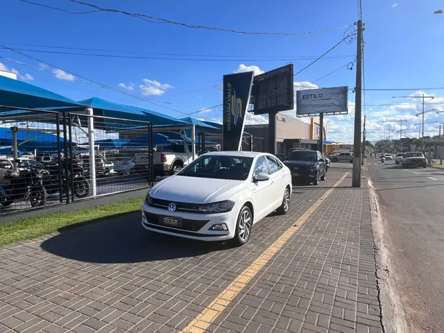 Carro Volkswagen Virtus 2018 1.0 200 TSI Highline (Flex) (Aut)