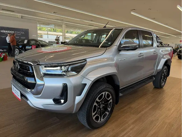 Carro Toyota Hilux Cabine Dupla 2024 SRX Plus 4x4 2.8 Diesel