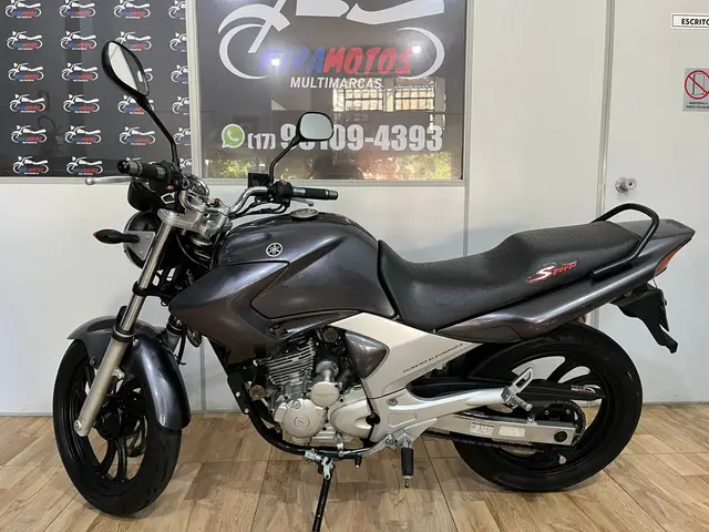 Moto Yamaha YS 250 Fazer 2006 250cc
