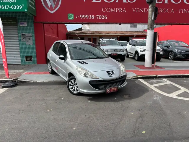 Carro Peugeot 207 2011 XR 1.4 (10 ANOS BRASIL)(Flex) 2p