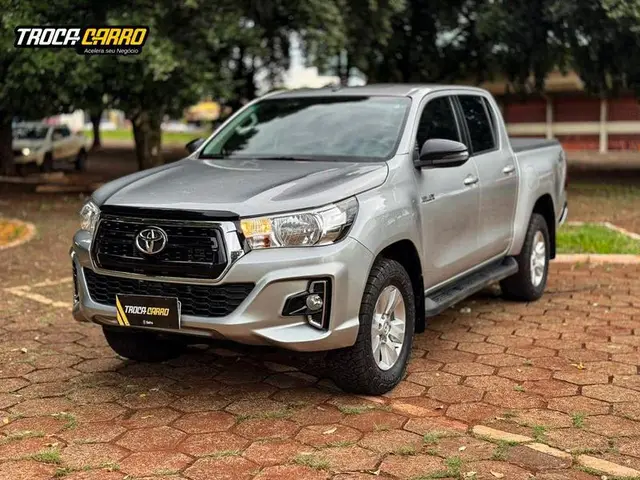 Carro Toyota Hilux Cabine Dupla 2019 Hilux 2.8 TDI CD SR 4x4 (Aut)