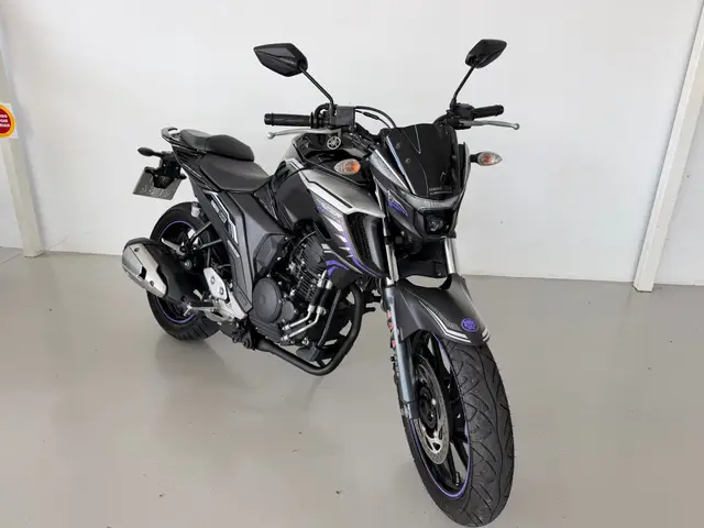 Moto Yamaha Fazer FZ25 2023 Pantera Negra