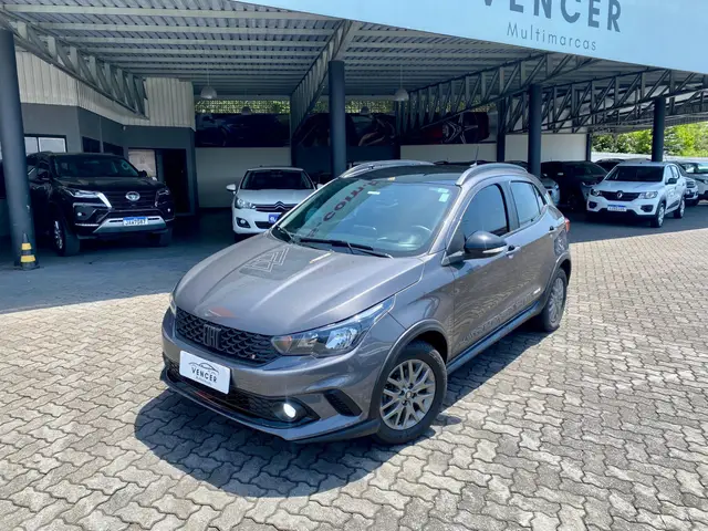 Carro Fiat Argo 2021 Trekking 1.3 (Flex)