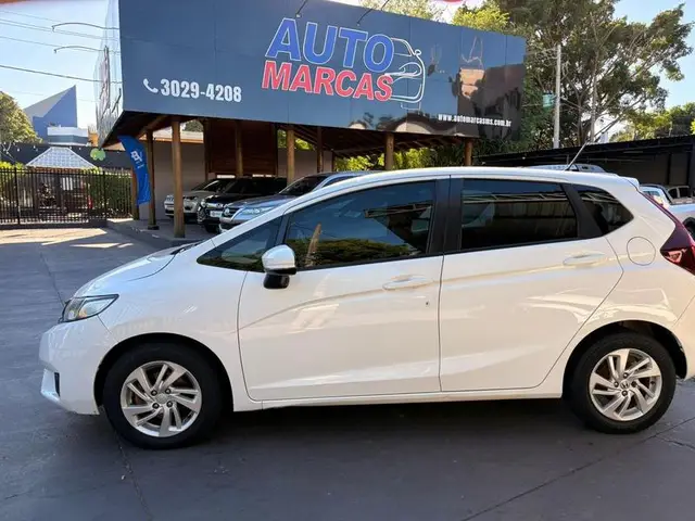 Carro Honda Fit 2016 1.5 16v LX CVT (Flex)