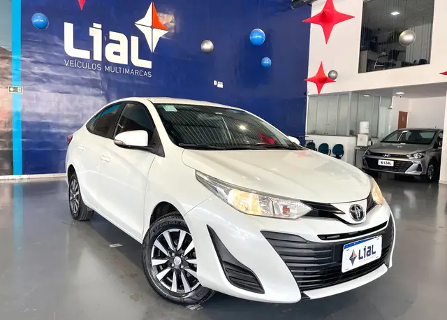 Carro Toyota Yaris 2020 1.3 XL Live (Flex)