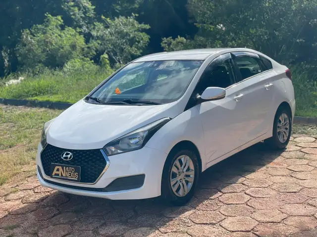 Carro Hyundai HB20S 2019 1.0 Comfort Plus (Flex)