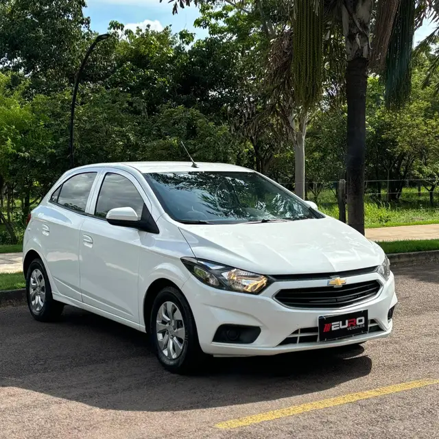 Carro Chevrolet Onix 2020 1.0 Joy SPE/4