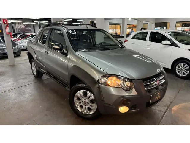 Carro Fiat Strada 2010 Adventure 1.8 8V (Flex) (Cabine Dupla)