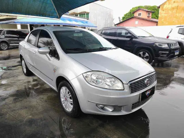 Carro Fiat Linea 2012 Essence 1.8 16V Dualogic (Flex)