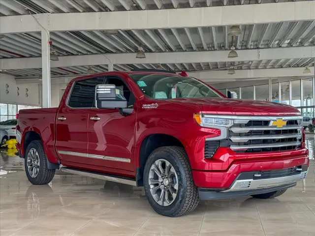 Carro Chevrolet Silverado 2025 High Country 5.3