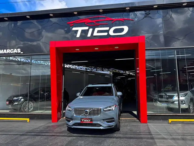 Carro Volvo XC90 2022 Recharge Plus T8 Hybrid 4WD (Aut)