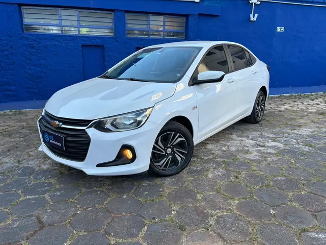 Carro Chevrolet Onix Plus 2024 LT 1.0 Turbo